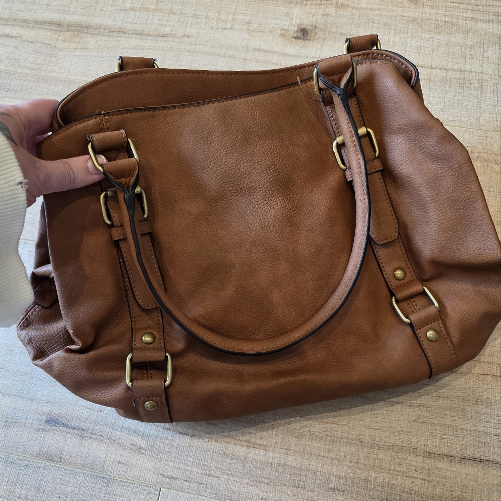 Elegant Brown Leather Tote Bag